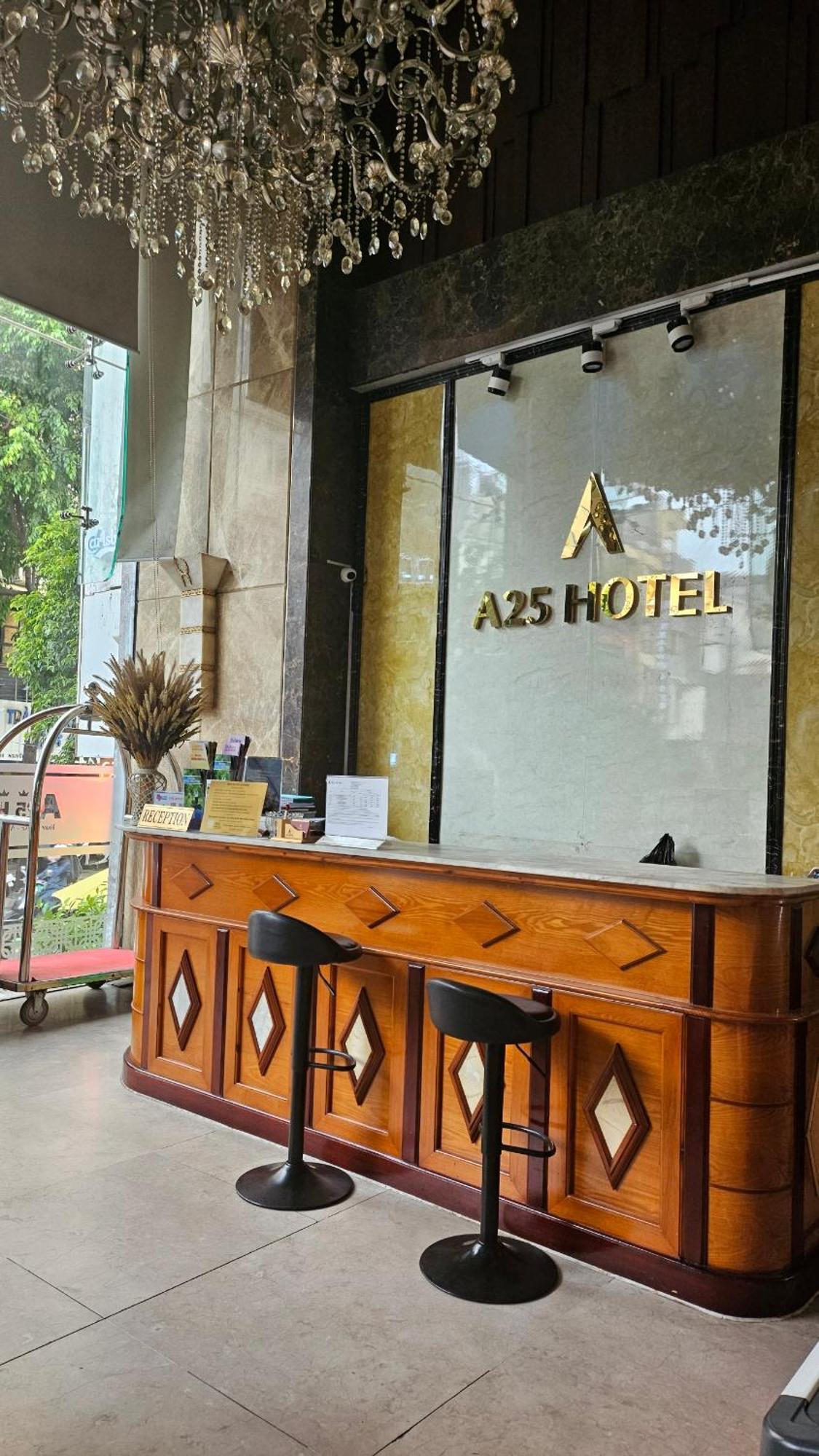 A25 Hotel - 180 Nguyen Trai Ho Si Minh-város Kültér fotó